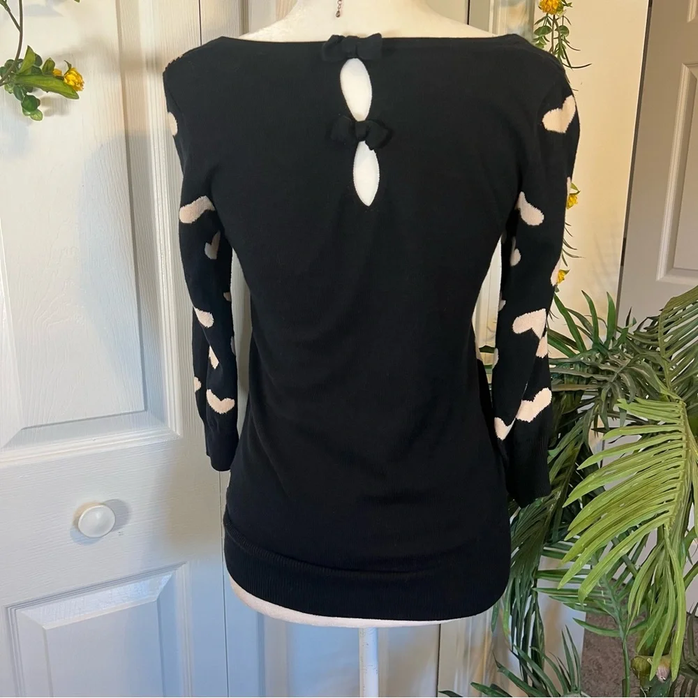 🤍Lauren Conrad Heart Sweater - Picture 3 of 8
